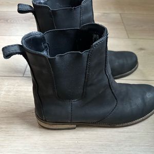 Kodiak Waterproof Chelsea Boots